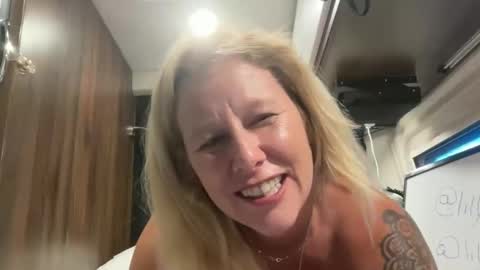 carebear5719 online show from May 2026 01:56:01 AM
