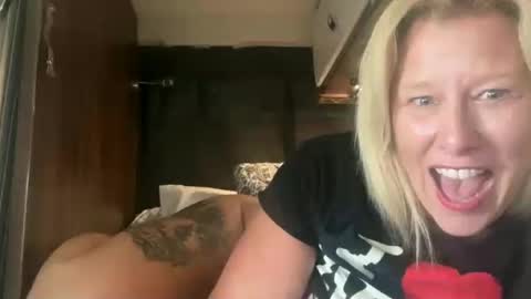 carebear5719 online show from June 2026 07:17:01 PM