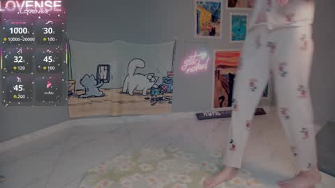 Snapshot of careful_i_bite chatting on September 2025 06:15:01 AM NONA follow online show from September 2025 06:15:01 AM