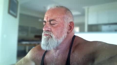 C A Rey online show from February 2026 03:54:01 AM