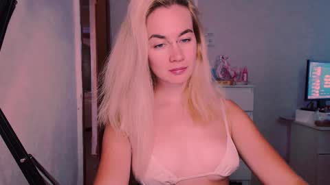 Carin online show from September 2025 05:07:01 AM