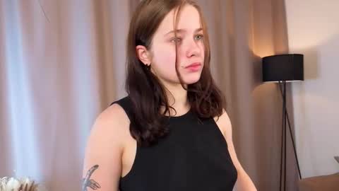 Elena online show from October 2025 06:48:01 AM