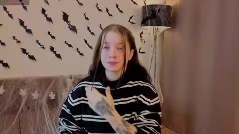 Elena online show from November 2025 03:20:02 AM