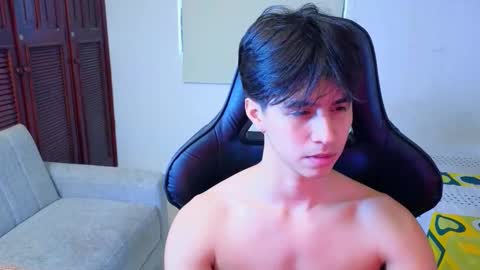 carl_dixon online show from November 2025 09:06:01 PM