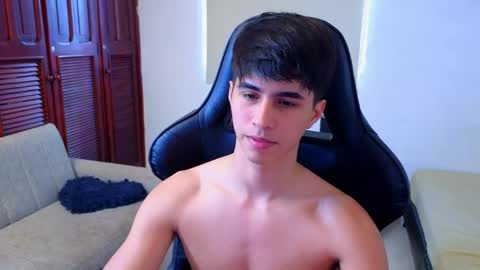 carl_dixon online show from May 2026 07:52:01 PM