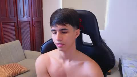 carl_dixon online show from May 2026 06:37:01 PM