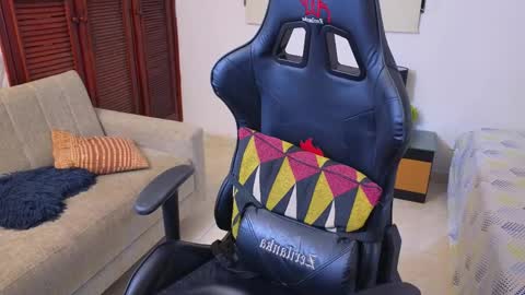 carl_dixon online show from May 2026 01:57:16 AM