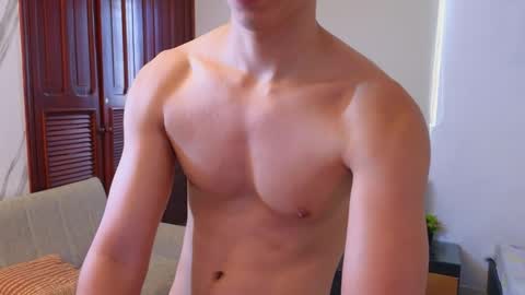 carl_dixon online show from May 2026 07:44:02 PM