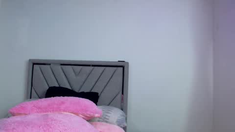 Snapshot of carla_santini chatting on March 2025 02:15:01 AM Carla Santini online show from March 2025 02:15:01 AM