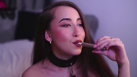 Snapshot of carlagavin chatting on December 2024 01:28:01 PM CarlaGavin online show from December 2024 01:28:01 PM