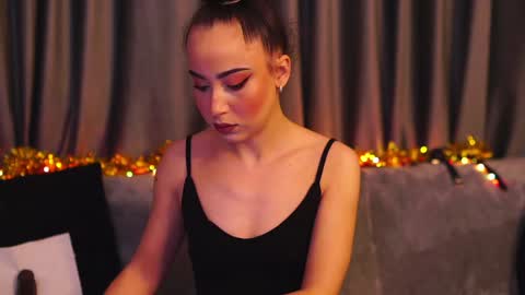 Snapshot of carlagavin chatting on December 2024 08:26:01 AM CarlaGavin online show from December 2024 08:26:01 AM