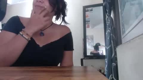 Snapshot of carlajames_1 chatting on January 2025 12:27:01 AM carlajames_1 online show from January 2025 12:27:01 AM