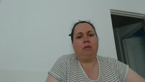 Snapshot of carlaruth chatting on April 2026 03:20:02 AM Carlaruth online show from April 2026 03:20:02 AM