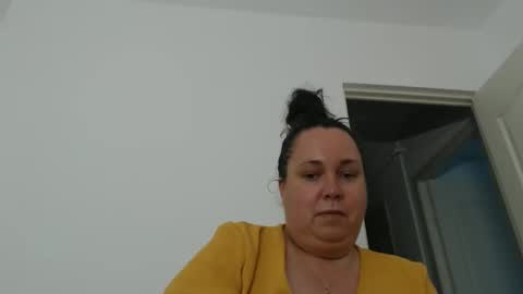 Snapshot of carlaruth chatting on April 2026 04:33:02 PM Carlaruth online show from April 2026 04:33:02 PM
