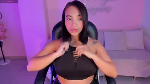 Carla online show from March 2025 06:16:01 AM