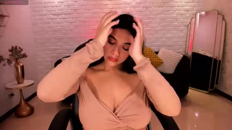 Carla online show from September 2025 03:27:02 AM