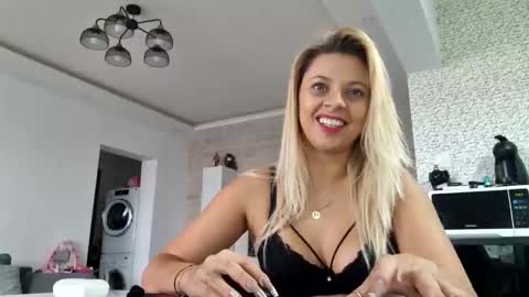 CarlaStaceFun online show from October 2025 05:52:02 AM