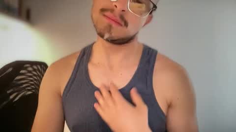 Snapshot of carlcarlinches4 chatting on December 2025 12:43:02 PM carlcarlinches4 online show from December 2025 12:43:02 PM