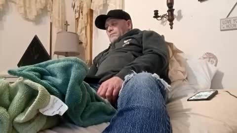 Snapshot of carldhammers chatting on December 2025 12:50:02 AM carldhammers online show from December 2025 12:50:02 AM