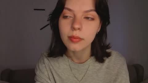 Emilia online show from September 2025 04:23:02 AM