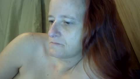 carleeswoman08 online show from February 2025 01:43:01 PM