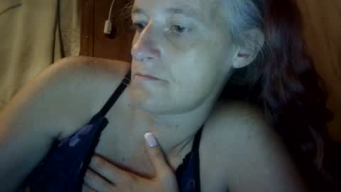 carleeswoman08 online show from September 2025 11:58:01 AM