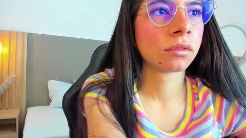 C A R L I N A online show from November 2025 12:18:02 PM