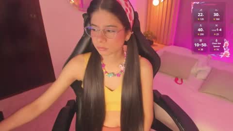 Snapshot of carlina_15 chatting on June 2026 12:37:01 PM C A R L I N A online show from June 2026 12:37:01 PM