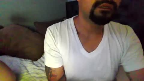 carlos100699 online show from August 2026 06:05:02 AM