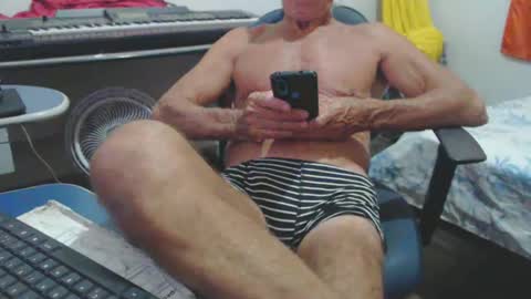 carlos online show from December 2024 01:47:01 AM