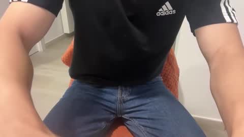 carlos_owen online show from October 2025 07:07:02 PM