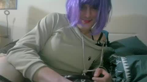 Samantha Foxey online show from April 2026 01:27:02 PM