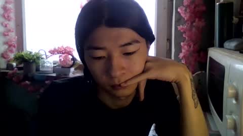 CarlyJoy online show from December 2025 09:36:01 AM