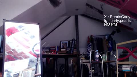 Snapshot of carlypearls chatting on December 2025 04:03:02 PM Carly Pearls online show from December 2025 04:03:02 PM