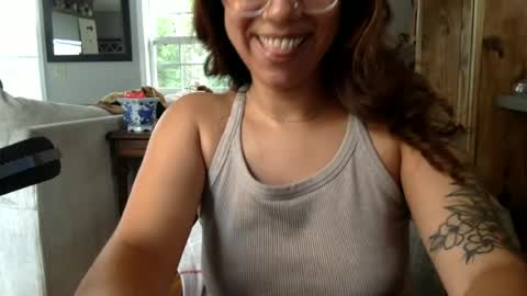 Snapshot of carmen_fett chatting on July 2026 07:00:02 PM Carmen online show from July 2026 07:00:02 PM