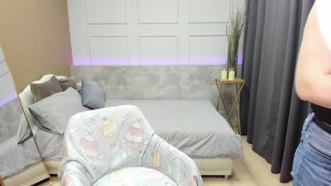 Carmen online show from January 2025 08:59:02 PM