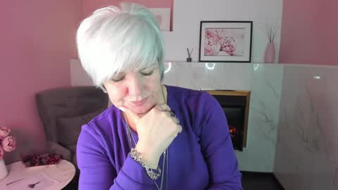 Carmen online show from January 2025 08:47:01 PM