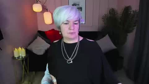 Carmen online show from February 2025 11:04:02 PM