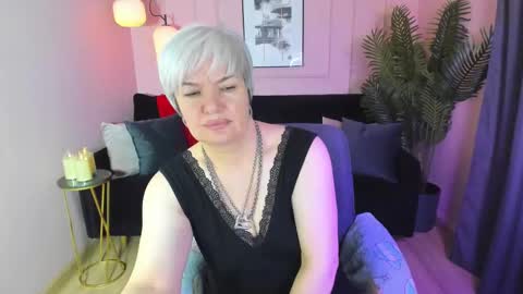 Carmen online show from February 2025 04:00:02 AM