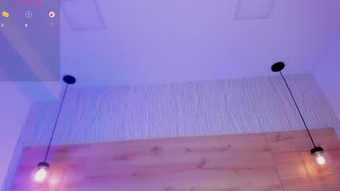 Caro online show from May 2026 08:03:02 PM