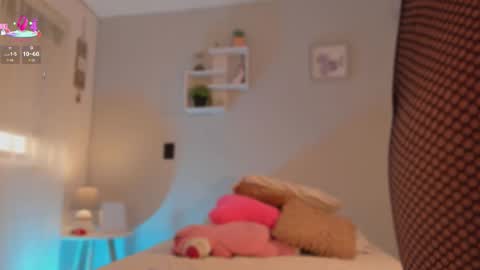 caro_sanchezz online show from February 2026 12:42:02 PM