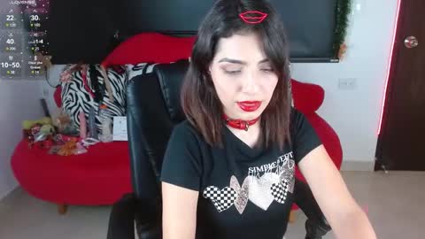 Snapshot of carolaine69_ chatting on January 2025 01:51:01 PM Caroline online show from January 2025 01:51:01 PM