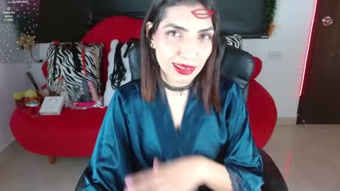 Snapshot of carolaine69_ chatting on January 2025 02:14:02 PM Caroline online show from January 2025 02:14:02 PM