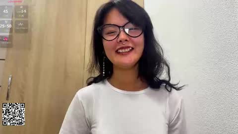 Snapshot of carolfreer chatting on November 2025 01:03:01 PM Kim online show from November 2025 01:03:01 PM