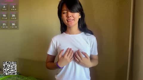 Snapshot of carolfreer chatting on November 2025 08:18:01 AM Kim online show from November 2025 08:18:01 AM