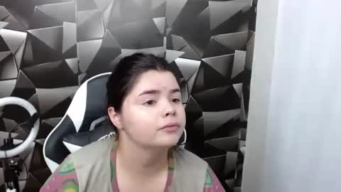carolina online show from April 2026 04:06:01 AM