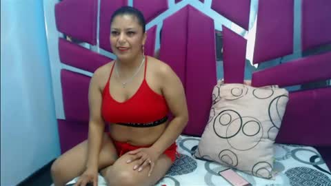 Snapshot of carolina_suarez_ chatting on April 2026 01:44:01 AM carolina suarez online show from April 2026 01:44:01 AM