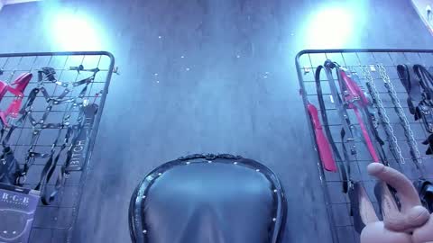 Snapshot of carolinaarias_ chatting on September 2025 04:51:02 PM carolina online show from September 2025 04:51:02 PM