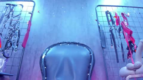 Snapshot of carolinaarias_ chatting on December 2025 09:31:02 PM carolina online show from December 2025 09:31:02 PM