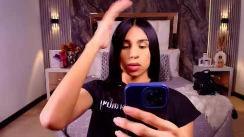 caroline_foster1 online show from December 2025 11:40:02 AM